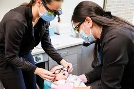 Why Professional Periodontists Recommend Frenectomy Treatments for Oral Health in Kansas City 