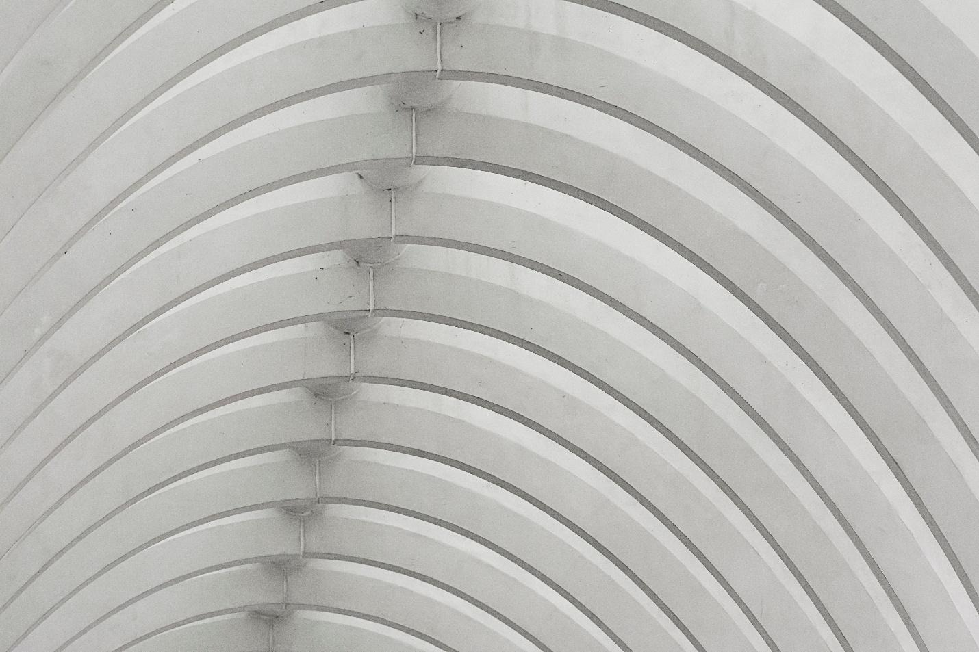 How Precise Geometry Creates Stronger, More Stable Roofs